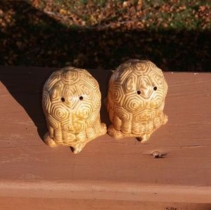 Vintage Kitchen - Vintage Tourtouise Salt and Pepper Shaker Vintage Kitchen - Vintage Tourtouise Salt and Pepper Shaker